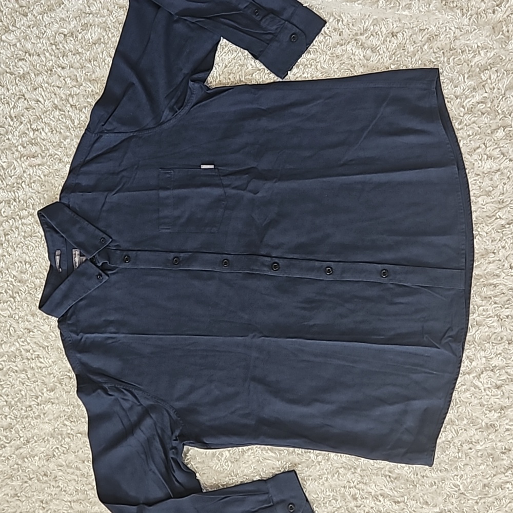 Men's Eddie Bauer Flannel classic fit button down - navy - Picture 3 of 11